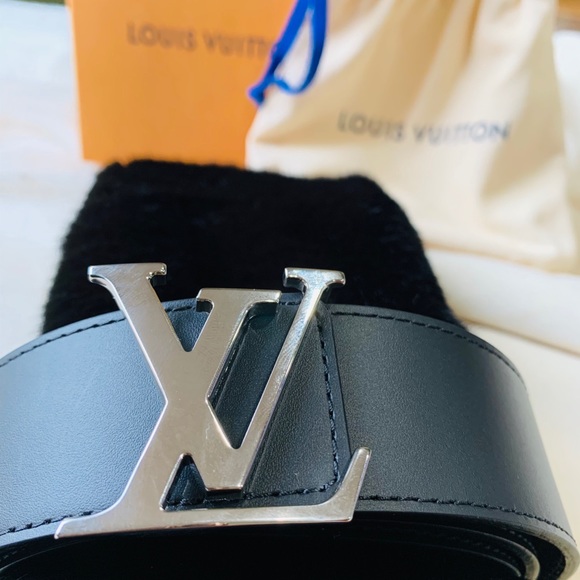 LV Initials 40 MM Reversible Louis Vuitton - Picture 6 of 7